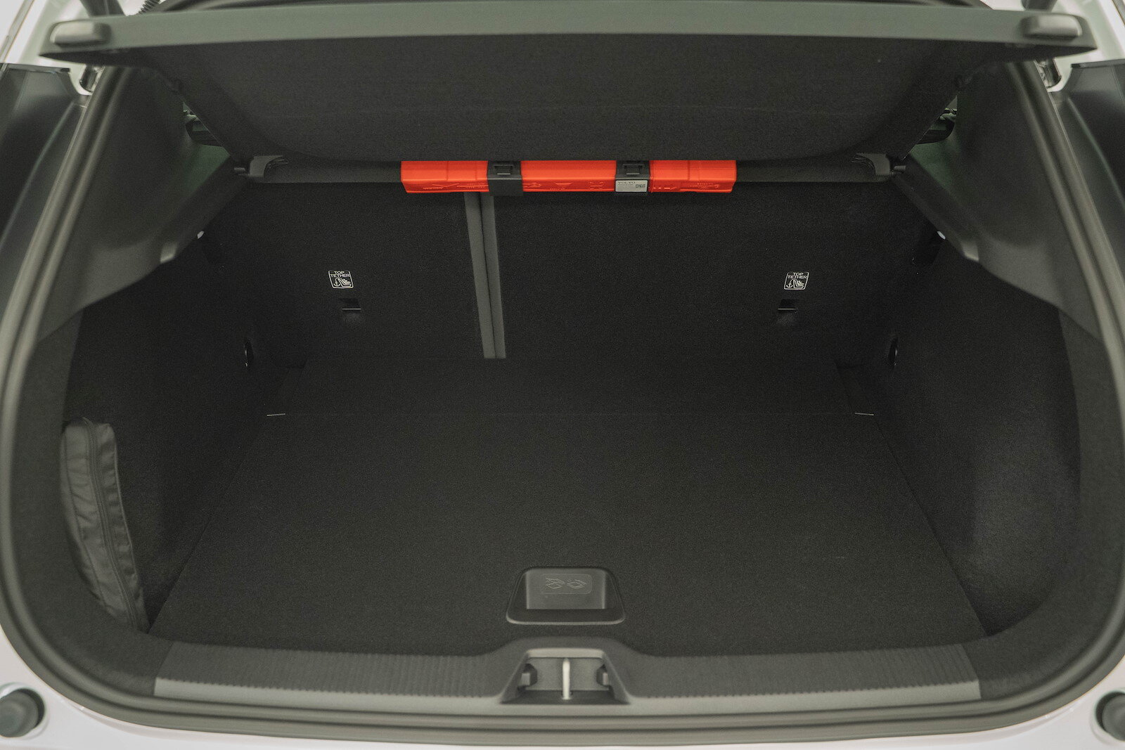 2026 Volvo EX30 E60 Plus, 1 km, Ελβετία — φωτο 5 z 17