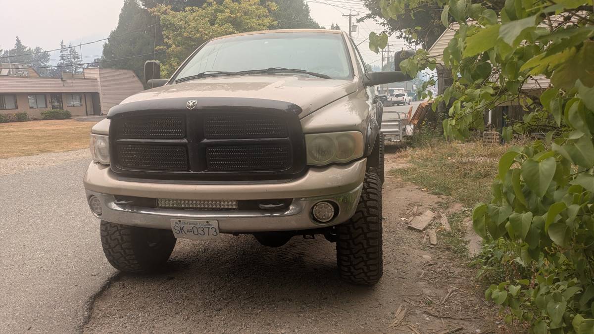 2004 Dodge, εισαγωγή Καναδάς — φωτο 1