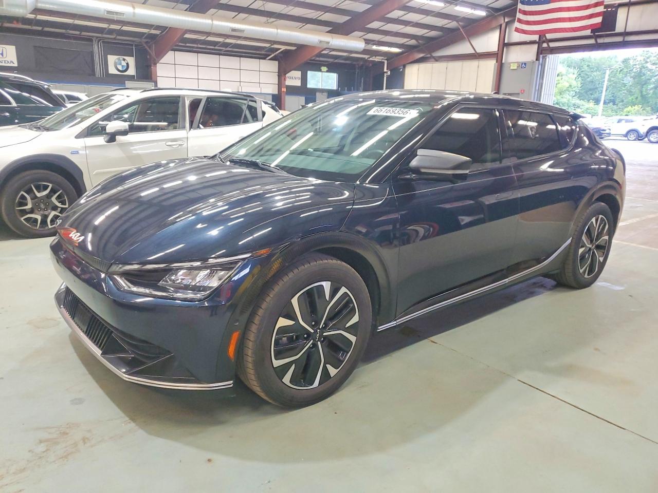 2022 Kia EV6 WIND, μπλε, 174.461 km, εισαγωγή ΗΠΑ — φωτο 1